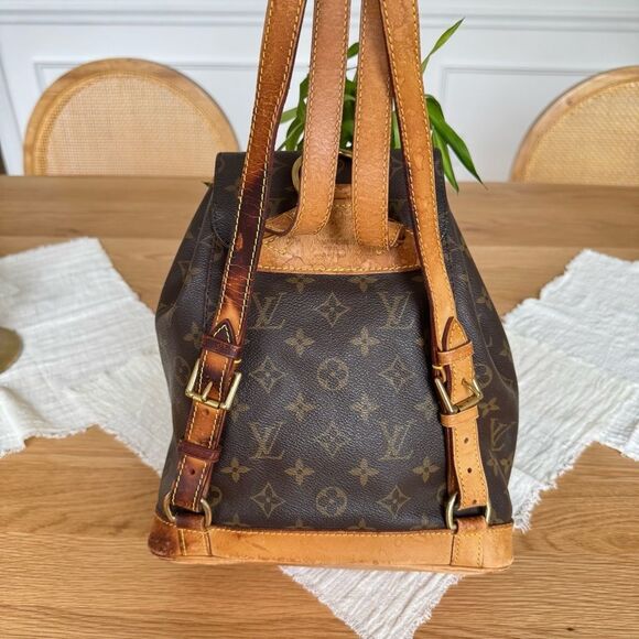 ✅AUTHENTIC✅LOUIS VUITTON MONO MONTSOURIS BACKPACK MM - Picture 8 of 15